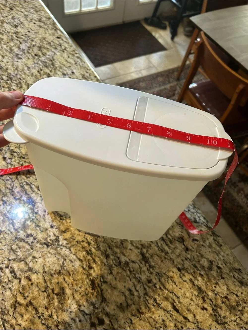 Convenient White Kitchen Food Storage Container with Secure Lid